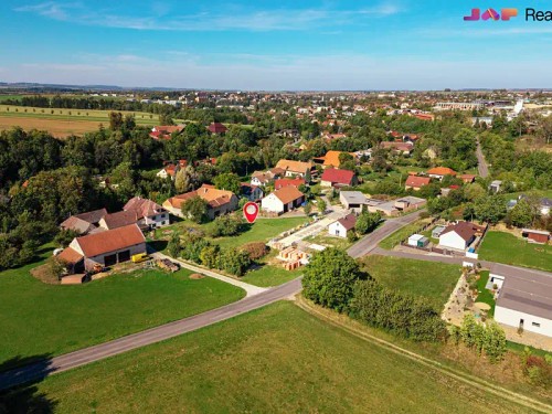 Prodej stavebního pozemku 856 m²