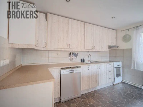 Prodej domu 466 m², pozemek 1206 m²
