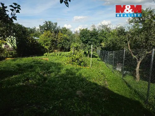 Prodej stavebního pozemku 1272 m²