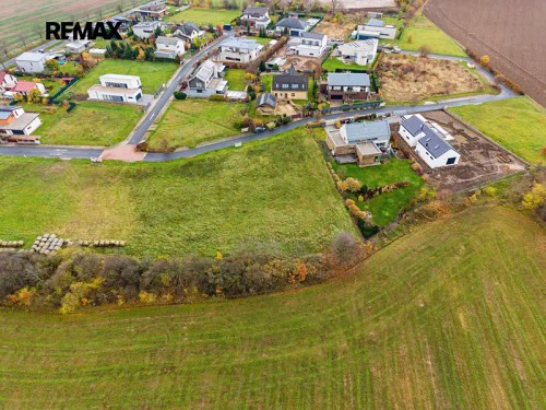 Prodej stavebního pozemku 1760 m²