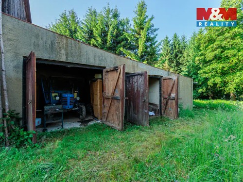 Prodej zemědělské usedlosti 174 m², pozemek 3298 m²