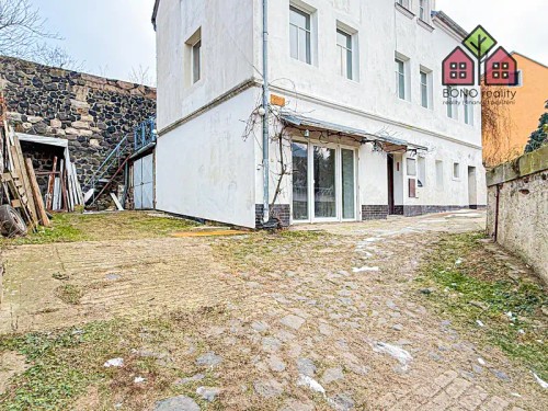 Prodej domu 222 m², pozemek 914 m²