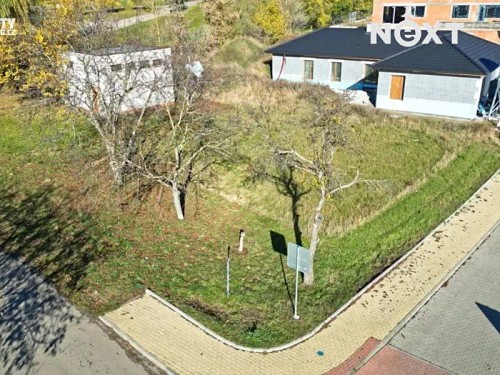 Prodej stavebního pozemku 828 m²