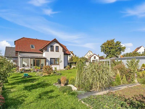 Prodej domu 212 m², pozemek 845 m²