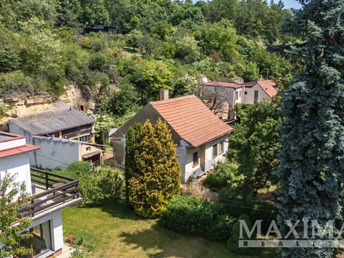 Prodej stavebního pozemku 1448 m²