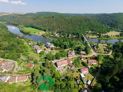 Prodej domu 253 m², pozemek 2026 m²
