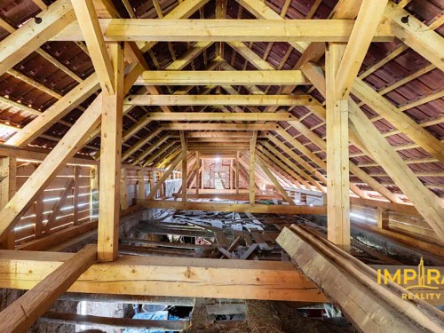 Prodej domu 300 m², pozemek 2937 m²