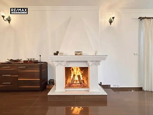 Prodej vily 355 m², pozemek 905 m²