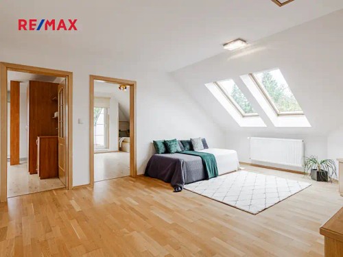 Prodaný  dům 258 m², pozemek 1500 m²