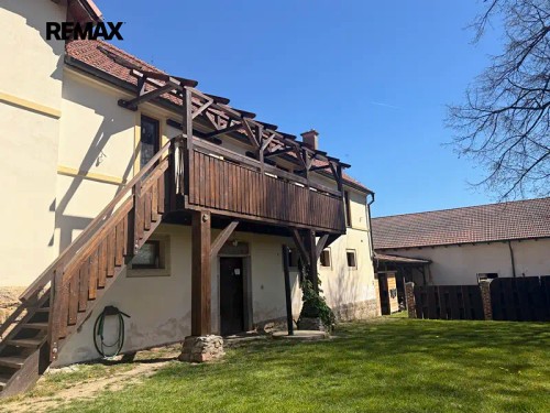Prodej domu 725 m², pozemek 7880 m²