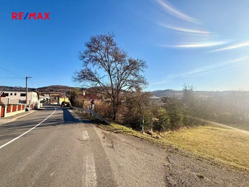 Prodej stavebního pozemku 1030 m²