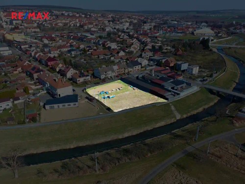 Prodej stavebního pozemku 2072 m²