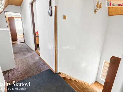 Prodaný dům 120 m², pozemek 800 m²