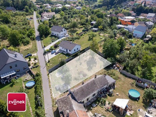 Prodej stavebního pozemku 800 m²