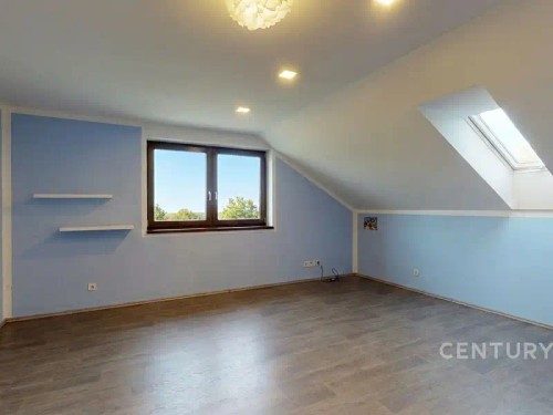 Prodej domu 319 m², pozemek 499 m²