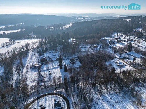 Prodej stavebního pozemku 2270 m²