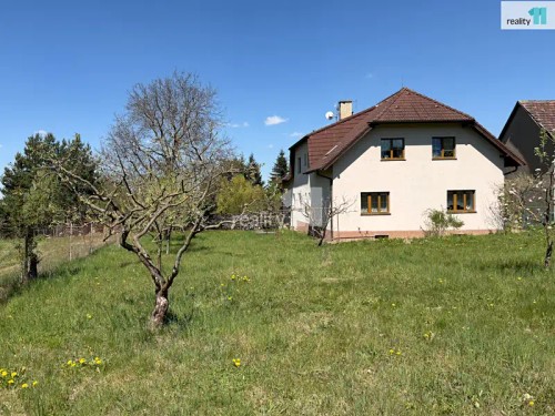 Prodej domu 200 m², pozemek 6424 m²