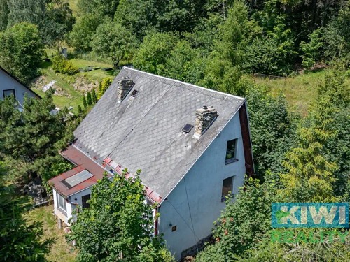 Prodej domu 100 m², pozemek 660 m²