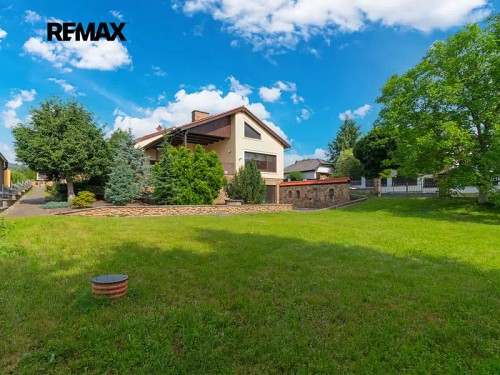 Prodej domu 570 m², pozemek 1464 m²