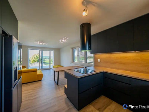 Prodej domu 260 m², pozemek 1180 m²