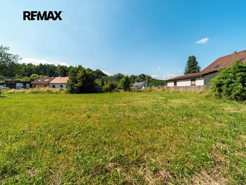 Prodej stavebního pozemku 823 m²