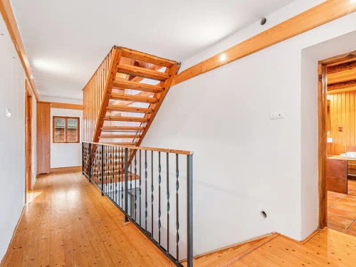 Prodej domu 380 m², pozemek 3366 m²