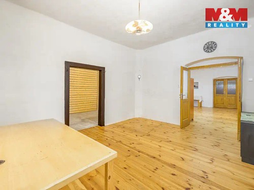 Prodaný  dům 230 m², pozemek 4910 m²