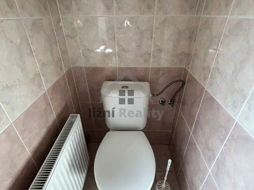 Prodej domu 300 m², pozemek 2758 m²