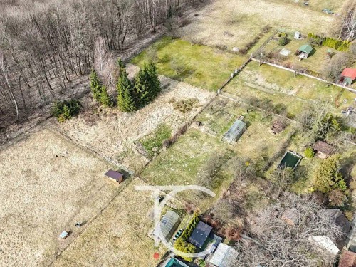 Prodej stavebního pozemku 1900 m²