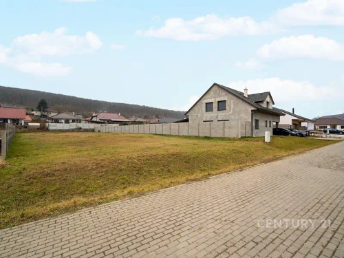 Prodej stavebního pozemku 1034 m²