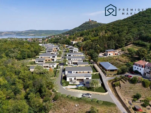 Prodej stavebního pozemku 588 m²