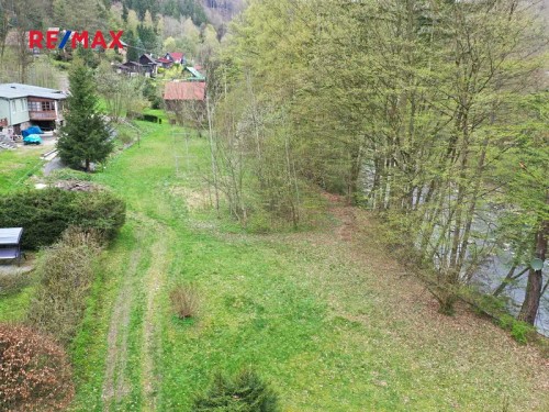 Prodej stavebního pozemku 1512 m²