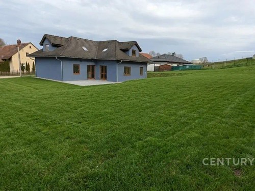 Prodej domu 320 m², pozemek 1686 m²