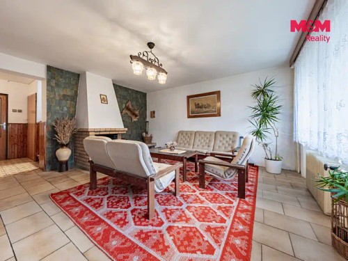 Prodej domu 230 m², pozemek 832 m²