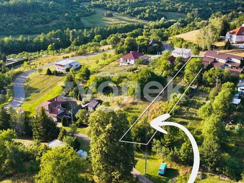 Prodej stavebního pozemku 1084 m²