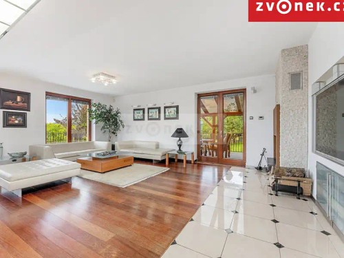 Prodej vily 540 m², pozemek 1200 m²