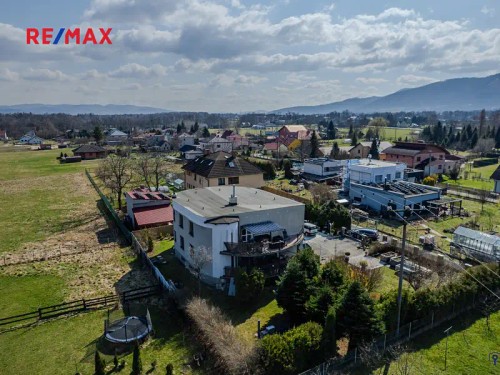 Prodej domu 360 m², pozemek 1139 m²
