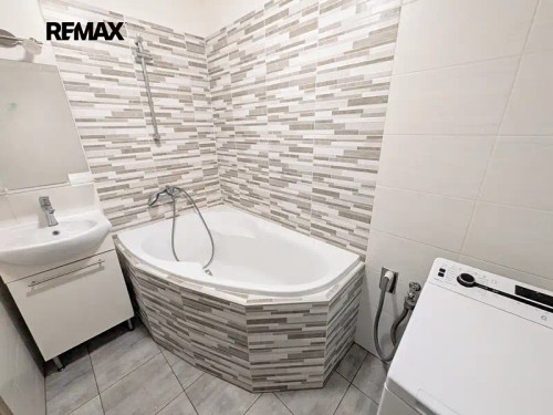 Prodej bytu 3+kk 71 m²