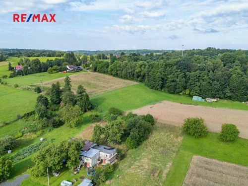 Prodej stavebního pozemku 1228 m²