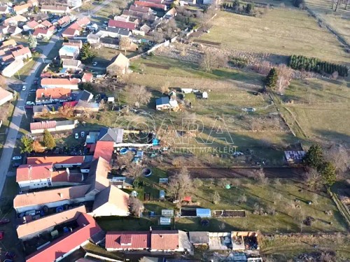 Prodej stavebního pozemku 1621 m²