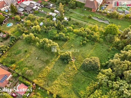 Prodej stavebního pozemku 902 m²