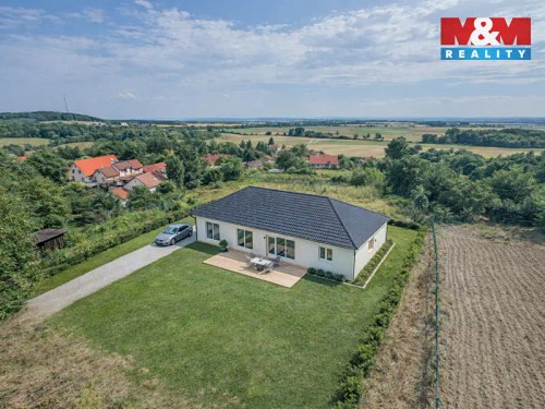 Prodej stavebního pozemku 1185 m²