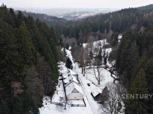 Prodej chalupy 648 m², pozemek 907 m²