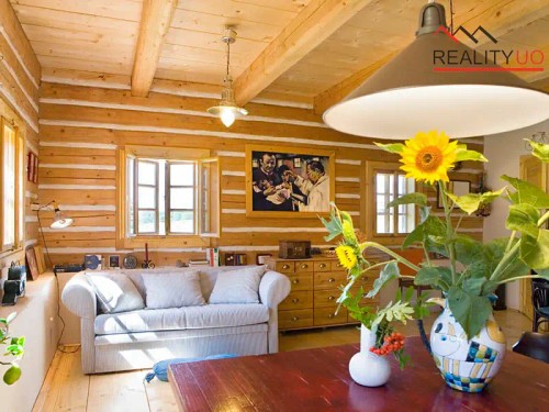 Prodej stavebního pozemku 2525 m²