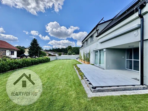 Prodej domu 240 m², pozemek 677 m²