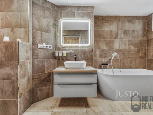Prodej domu 205 m², pozemek 1469 m²
