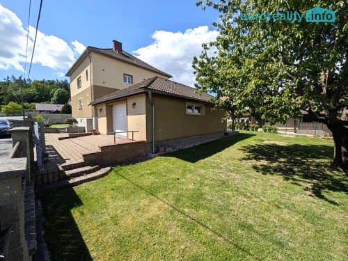 Prodej domu 240 m², pozemek 1087 m²