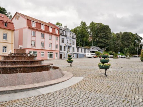 Prodej domu 932 m², pozemek 1353 m²