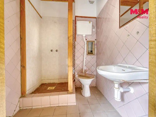 Prodej domu 800 m², pozemek 662 m²