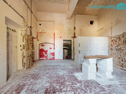 Prodej atypického bytu 168 m²